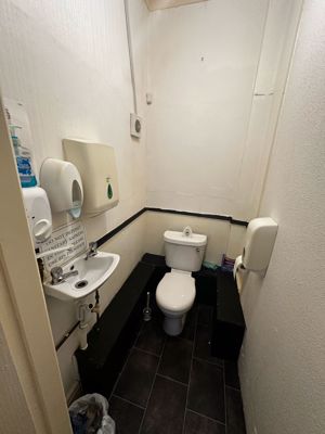 WC- click for photo gallery